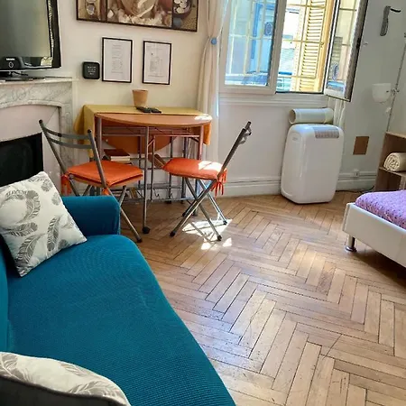 9 Bis Rue Andrioli Apartment